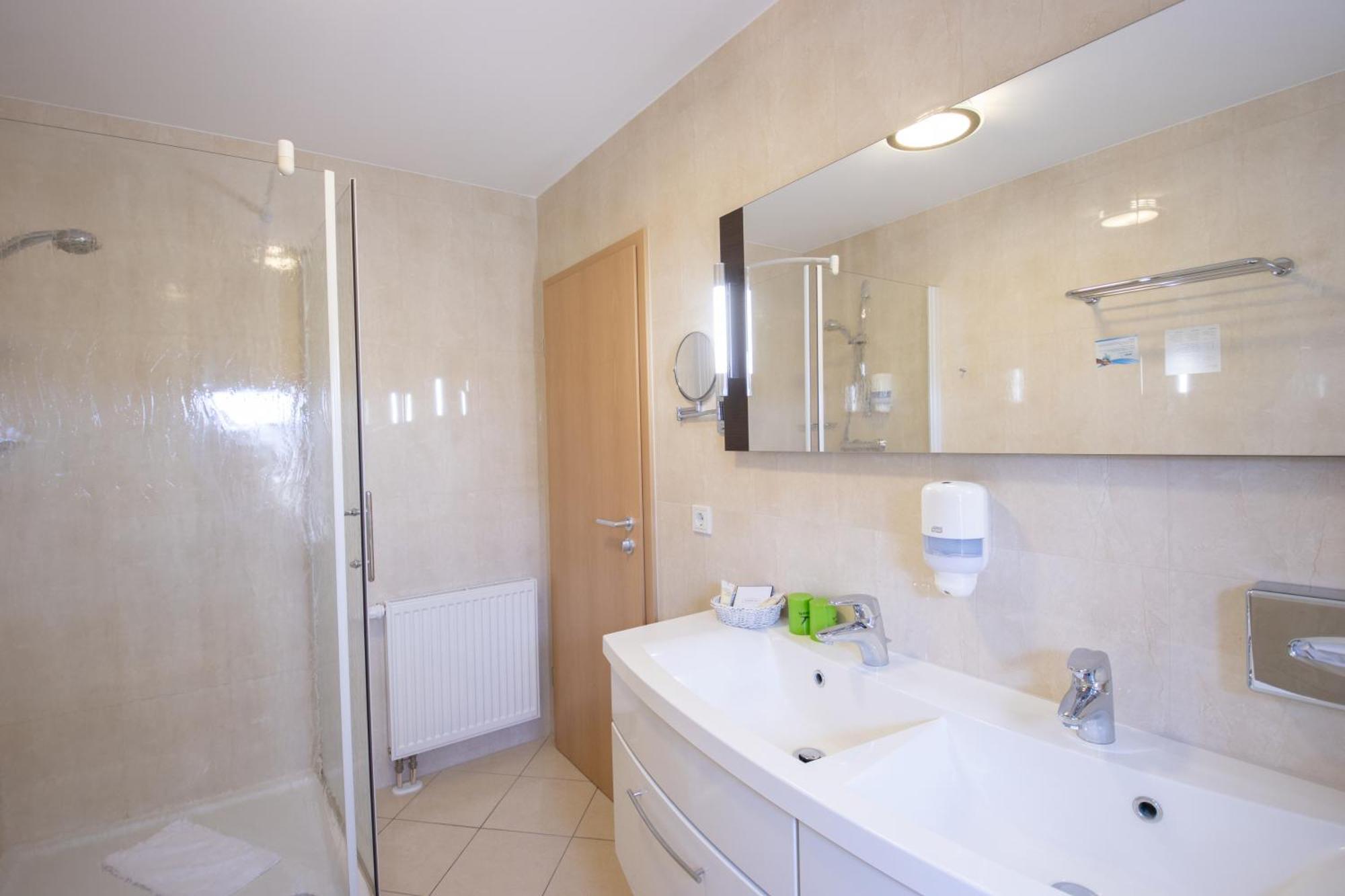 Seehotel Гросрешен Экстерьер фото